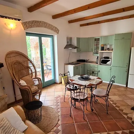 Andrea Lejlighed Poreč